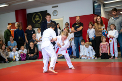 SkHt25-034