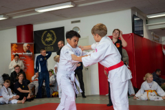SkHt25-064